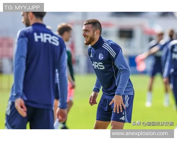 沙尔克04客场大胜，迈向德乙冠军之路