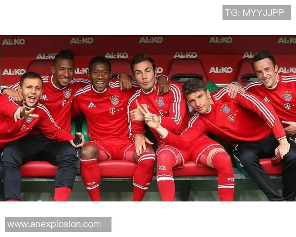 蔚蓝军团征战德甲，誓守冠军王座！